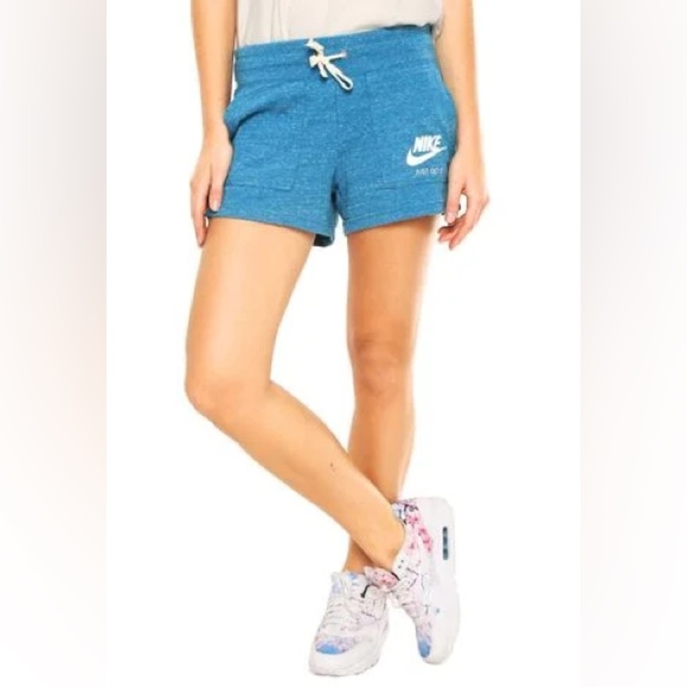 Nike Gym Vintage Short - Women’s XS Blue